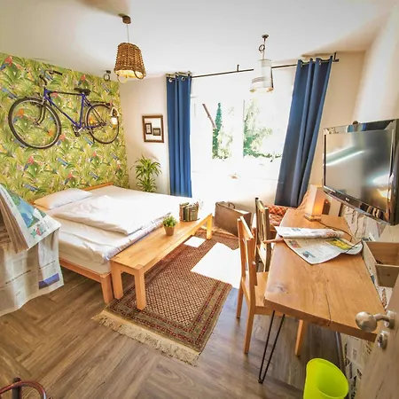 Maskuline Idylle - Monteurwohnungen Inkl. Kuechen/wifi/tv/parkplaetze