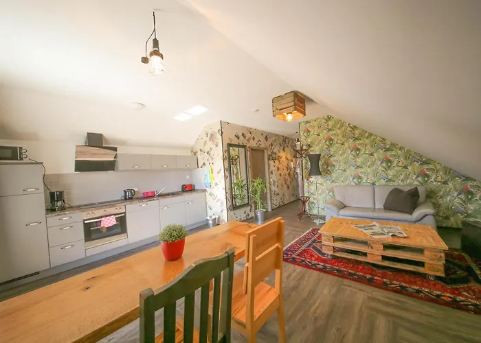 Maskuline Idylle - Monteurwohnungen Inkl. Kuechen/wifi/tv/parkplaetze *